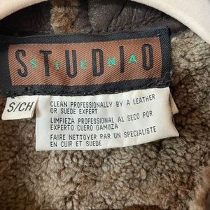 Gorgeous leather/suede vest size small